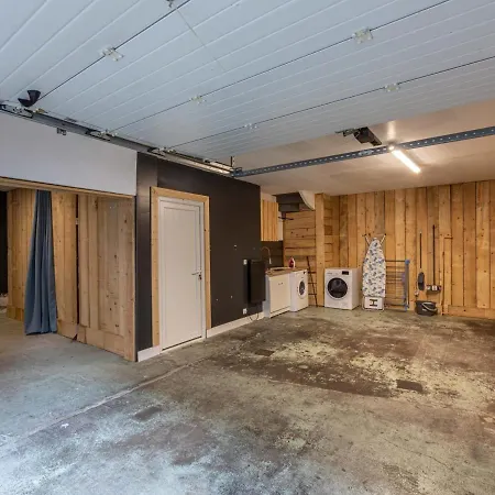 Loft Industriel A Aurillac, Proche Centre-ville, 2 Chambres, Garage, Wifi, Equipements Premium - Fr-1-742-490 Aurillac