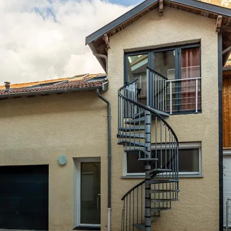 Loft Industriel A Aurillac, Proche Centre-ville, 2 Chambres, Garage, Wifi, Equipements Premium - Fr-1-742-490 *